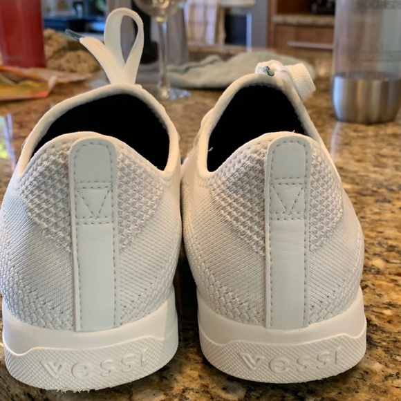 Vessi Weekend Waterproof Sneaker W6 - Picture 4 of 4